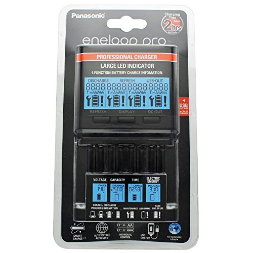 Panasonic eneloop Cargador BQ de cc65 Incluye pantalla LCD, 4 eneloop AAA Micro y cajita AccuCell) Blue