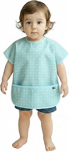 Short Sleeve Waterproof Bib for Toddlers – Easy Clean Feeding Apron for Mealtime, Daycare, Self-Feeding, Lightweight Azul/Corazón Punto