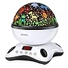 Moredig – Proiettore Stelle Bambini, 360° Rotazione Musicale Proiettore Bambini con lo Schermo a Led e Telecomando, 8 Modalità Luce Notturna Bambini, Regalo per Neonati, Nero e Bianco