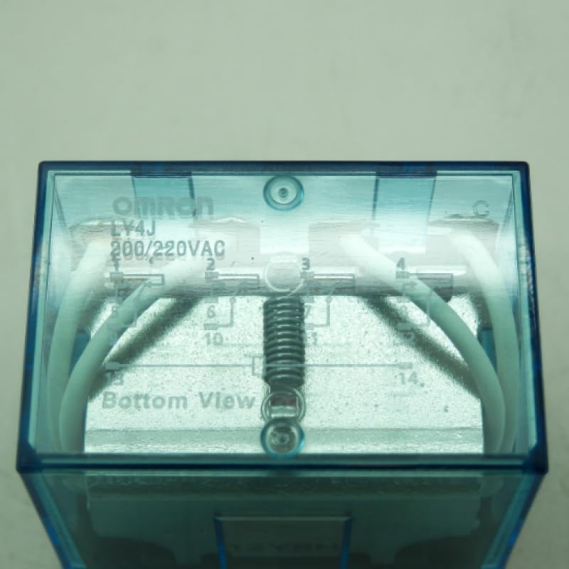 OMRON LY4J AC220V 14-Pin Power Relay, close-up of internal wiring