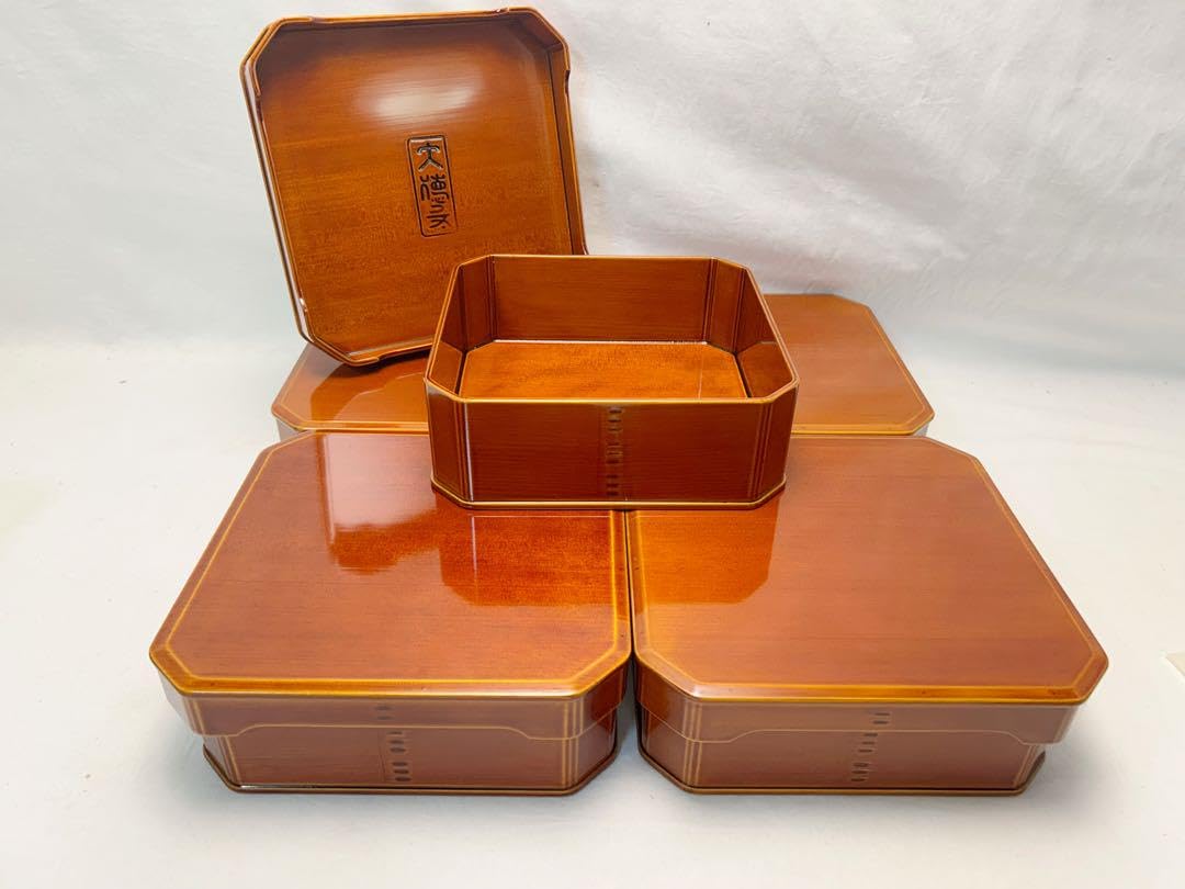 Amazon.co.jp: 懐石道具 飛騨春慶塗 大徳寺 縁高重箱 五客揃 元箱  