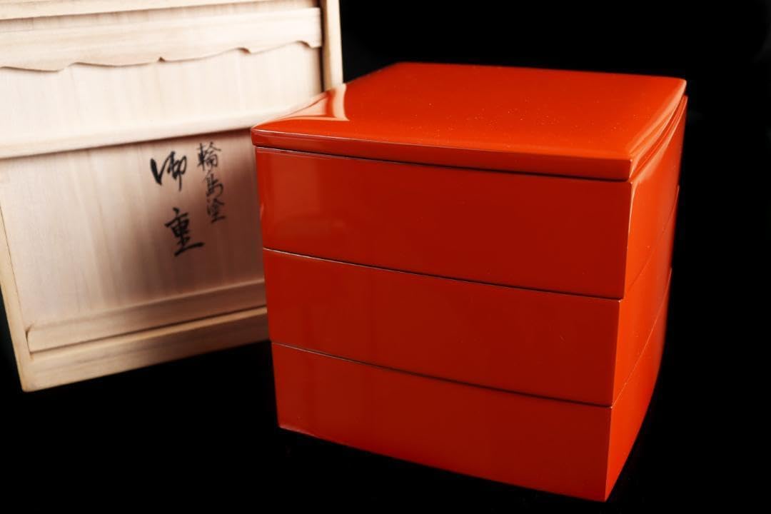 輪島塗 重箱 三段重 無地 塗太郎 美品 共箱 朱 輪島塗 重箱 三段重 無地 塗太郎 美 共箱 朱