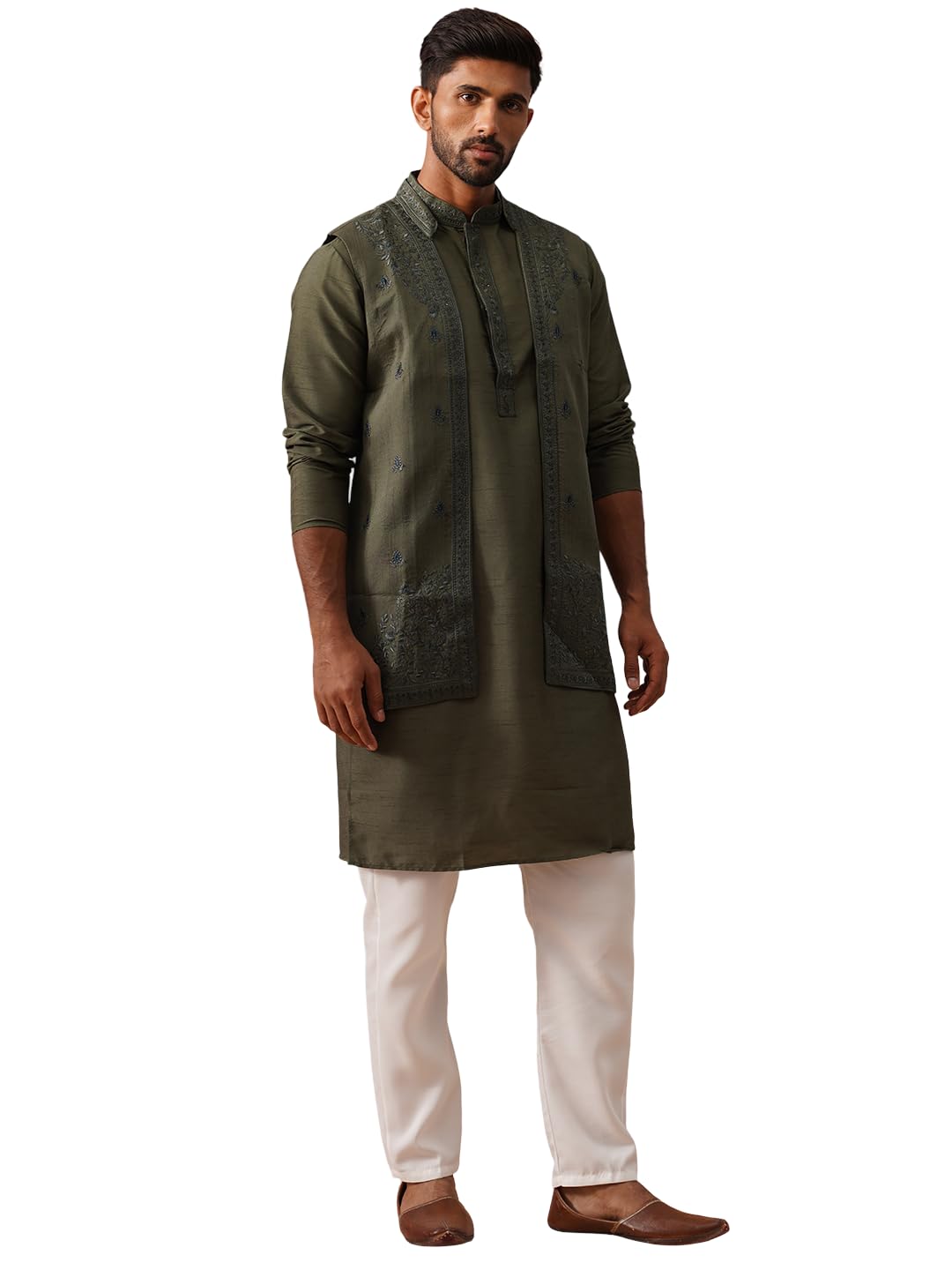 jompers Men's Embroidered Waistcoat and Kurta Pyjama.-picture-26