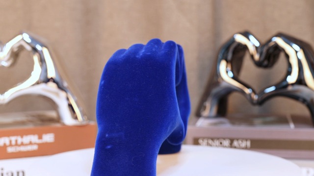Escultura de Mano y Corazón DOVDOV para Decoración Hogar miniatura 7