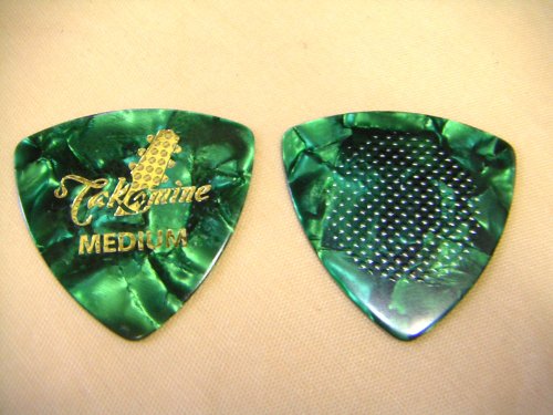 @ピック タカミネ トライアングル ミディアム 5枚 TAKAMINE 緑 グリーンパール柄 P1G-M 滑り止め付