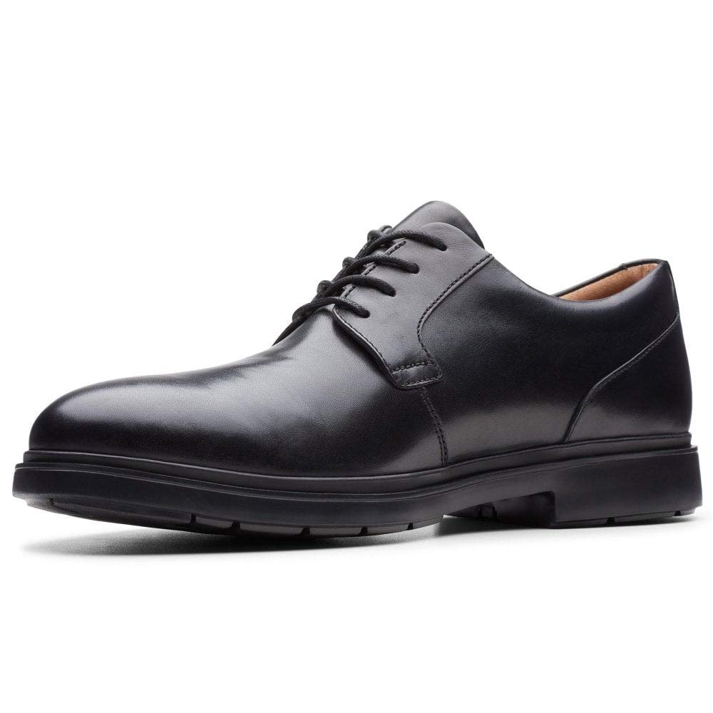 Clarks Un Tailor Tie Leather Shoes in Black