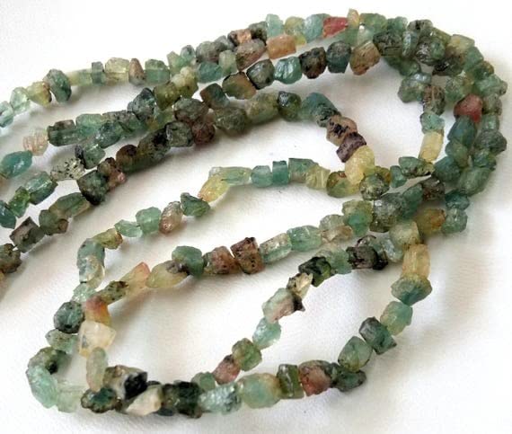 LKBEADS Arbuz turmalin szorstki kamień, naturalny turmalin surowe szorstkie koraliki, rozmiar około 4 mm do 5 mm, sznurek 4 cm [E2098] koraliki turmalinowe