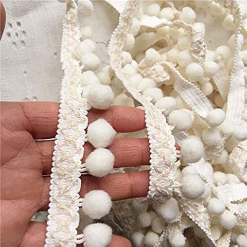 Bene Omnia Pom Pom Ball Trim Lace Cover
