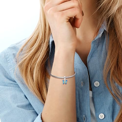 Abalorio mariposa azul ideal para lucir en eventos y diario 4