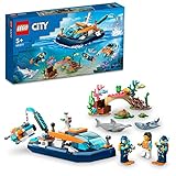 barça lego Los niños podrán sumergirse en las aventuras más imaginativas con este set de juguete del Barco de Buceo Explorador de LEGO City que incluye una lancha inflable de juguete, un minisubmarino y figuras de animales marinos para descubrir