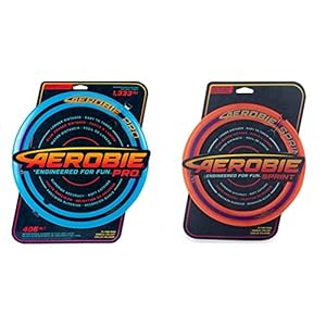 Aerobie Pro Flying Ring Wurfring mit Durchmesser 33 cm, blau, für Erwachsene und Kinder ab 5 Jahren & Sprint Flying Ring Wurfring mit Durchmesser 25,4 cm, orange
