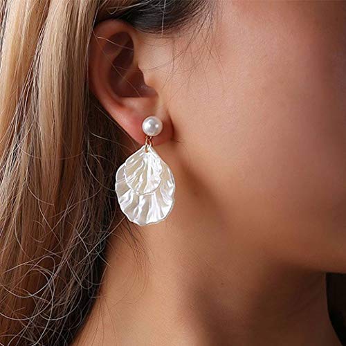 Favelo Natural White Sea Shell Drop Dangle Earrings Preal Earring Jacket Gold Earrings for Women and Girls Boho Earring Body Jewelry