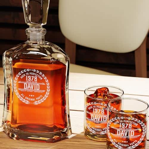 Personalized Whiskey Decanter – Custom Christmas Gift for Men, Dad, Husband, Boyfriend, or Him – Engraved Bourbon &amp; Scotch Decanter – Unique Men’s Gift Idea for Christmas, Birthday, or Anniversary