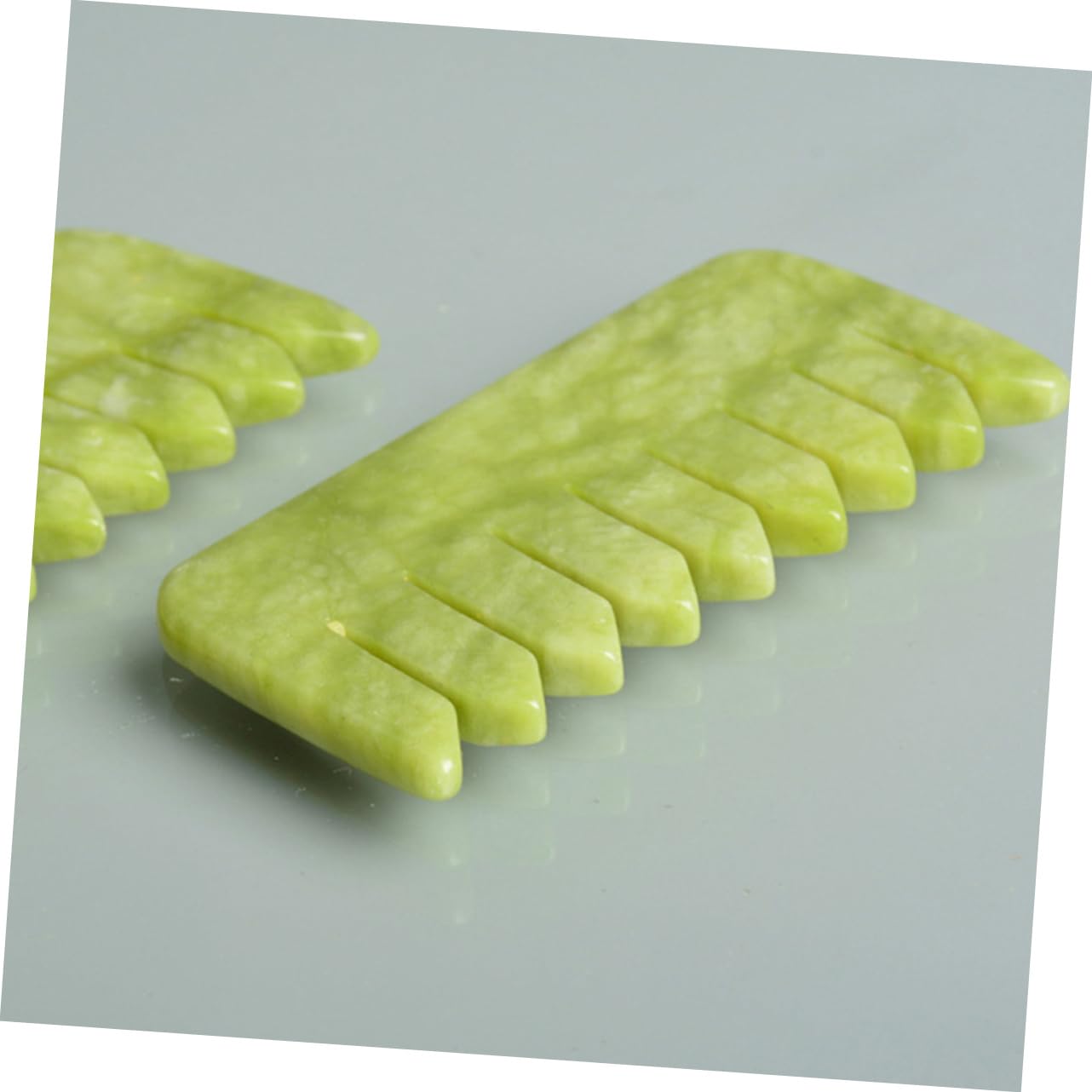 Gogogmee 2pcs Massage Comb Jade Body Comb Guasha Scraping Face Guasha Facial Massager Head Scalp Massager Gua Sha Scraping Scalp Combs Hair Comb for Men Head Massager Jade Comb Natural Jade