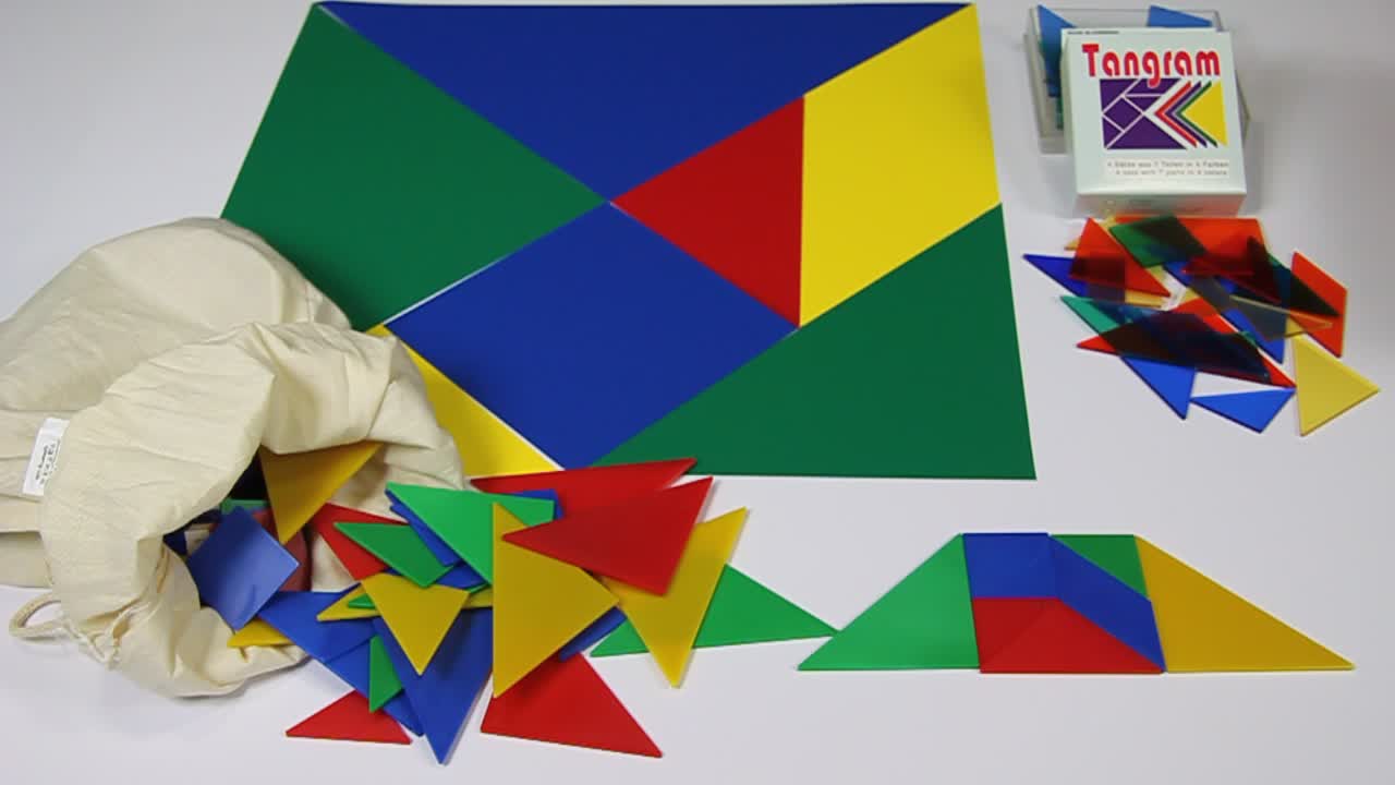 WISSNER Aktiv Lernen Set Di 28 Tangram Magnetici Colorati 20x20cm - 4 Giochi (rosso, Giallo, Verde, Blu) - Made In Germany, In Scatola