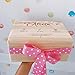 MONAMÍ - Caja Natalicio de Madera Personalizada. Madera de Pino grabada, Medidas 30x20x13 cm. (Rosa)