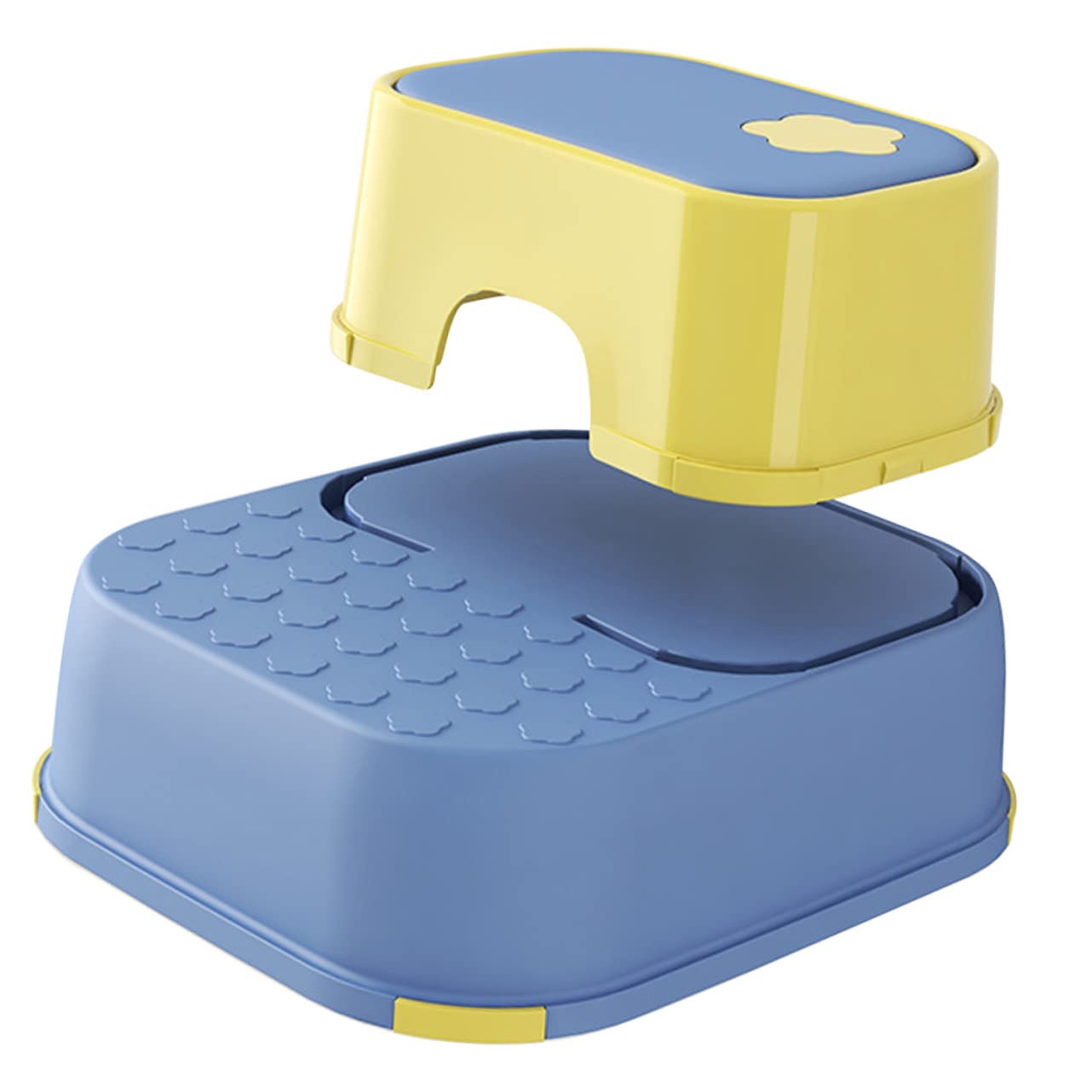 Marchepied enfant apprentissage autonome au lavabo de la salle de bain
