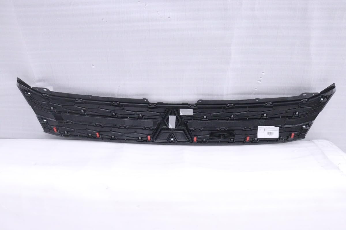 デリカD5 後期 新車外しフロントグリル4点 マットブラック塗装 【公式