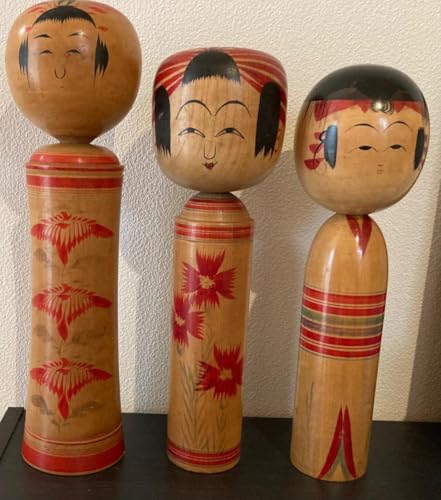 郷土玩具（こけし・招き猫など）