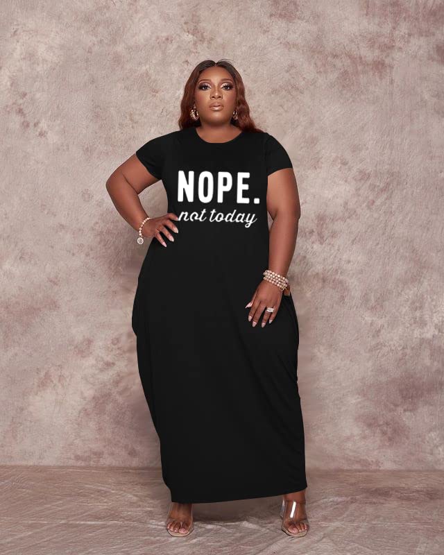 Image of YeGine Oversize Tshirt Dress Plus Size Short Sleeve Maxi Dress with Pockets