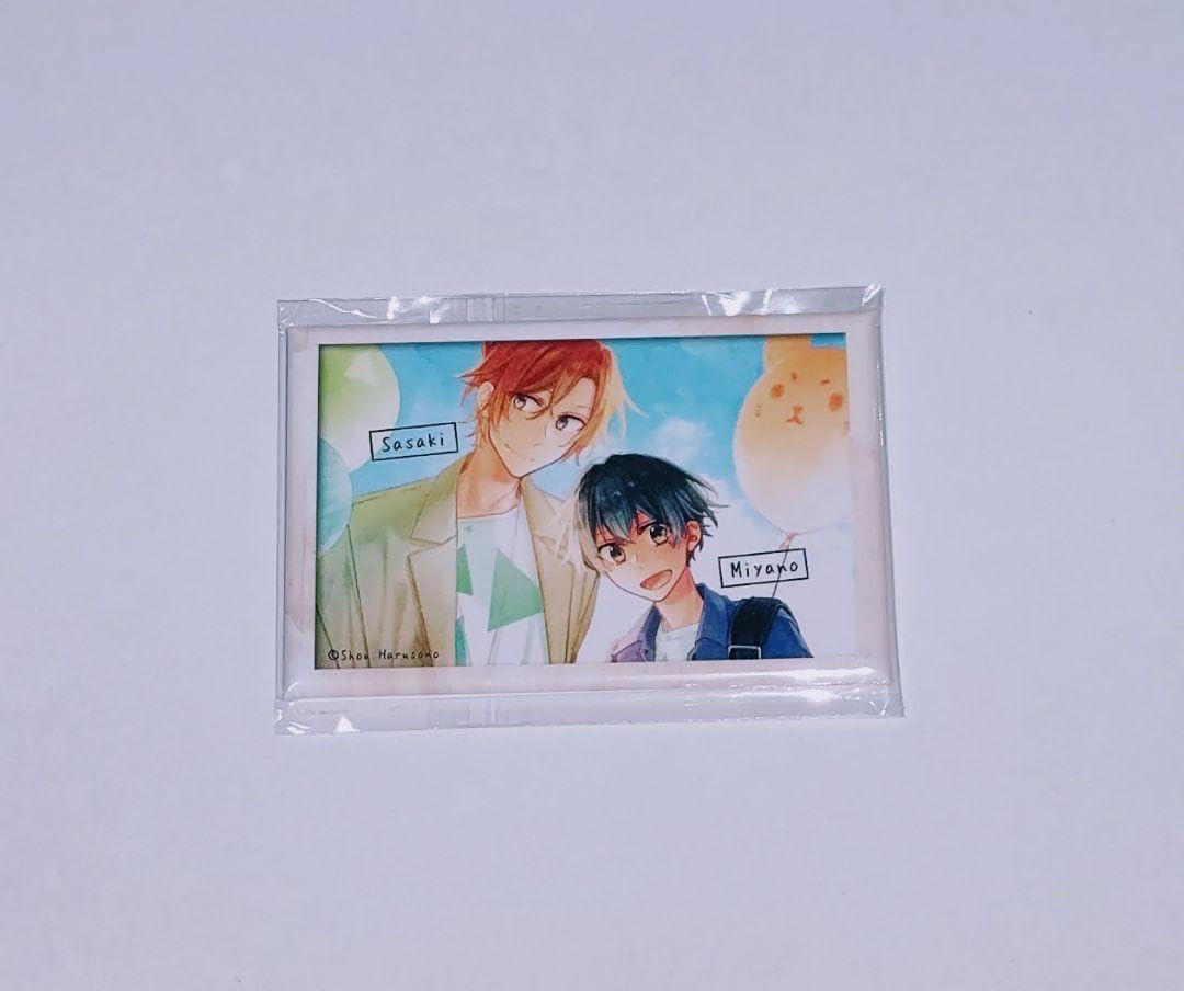 佐々木と宮野 春園ショウ 佐々木秀鳴 思い出スクエア 缶バッジ くじコレ 佐々木と宮野 春園ショウ 佐々木秀鳴 思い出スクエア 缶バッジ