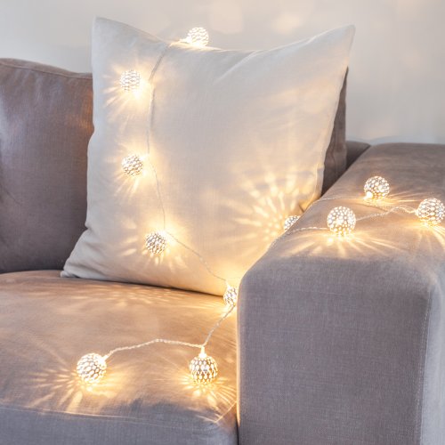 Lights4fun 16er LED Lichterkette Marrokanische Silberne Kugel 24V perlweiß