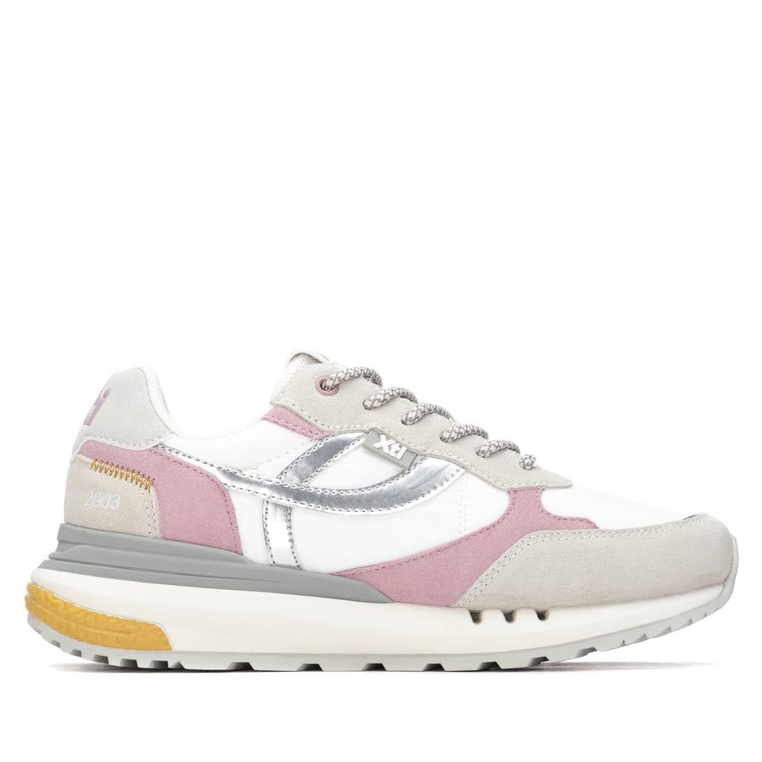 XTI - Sneakers Kobiety - Wygodne i wszechstronne obuwie – moda casualowa