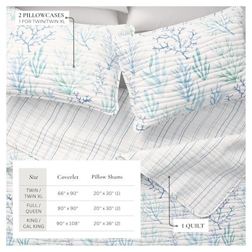 Image of Great Bay Home Coastal Quilt Set - 3-Piece Full /Queen Size Nautical Bedding Set - Lightweight, All-Season, Reversible Bedspread (Watercolor Coral)
