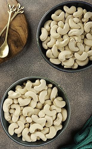 Image of NFP Sampoorna Cashew Nuts (Size-W400) (1 kg), Creamy and Crunchy Natural Fresh Cashew Nuts for Healthy Diet and Delicious Taste