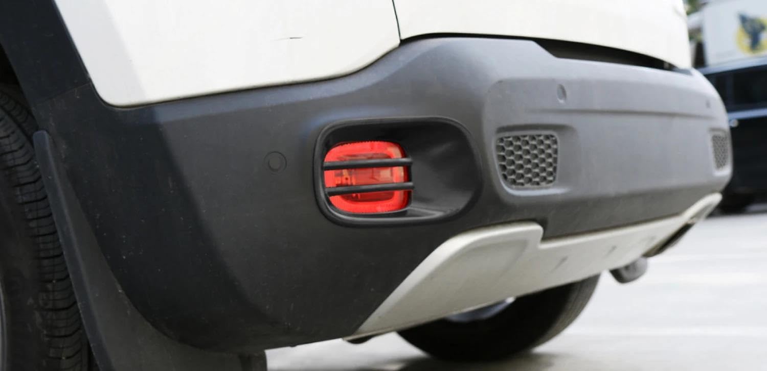 Cubierta de luz trasera Pegatinas Decorativas Faros Antiniebla Traseros Coche Para Jeep Para Renegade 2016-2022 Protectores De Capó Accesorios Exteriores Hierro Cubierta Luz Trasera Coche