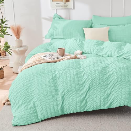 Image of HYMOKEGE Mint Green King Size Comforter Set Seersucker 7 Pieces, All Season Luxury Bed in a Bag for Bedroom, Bedding Set with Comforter, Sheets, Pillowcases & Shams