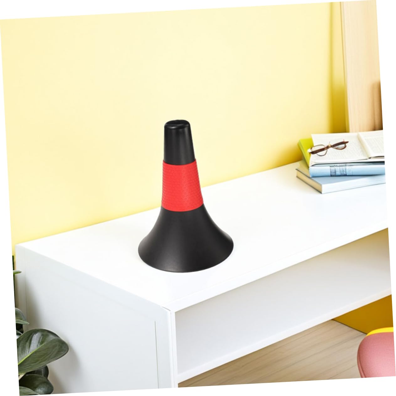 Abaodam 8piezas Conos De Entrenamiento Multiusos Conos De Agilidad para Fútbol y Baloncesto De PE Resistentes Fácil Configuración Almacenamiento Compacto