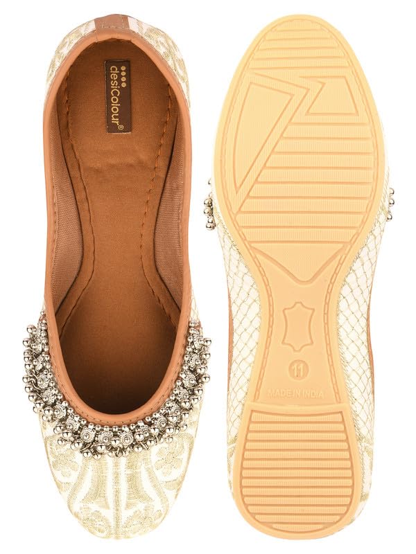 Image of Flat Footwear /Mojari /Punjabi Jutti /Bellies for Women - Embroidered Gungroo
