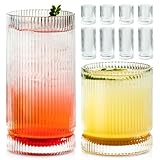 KEMORELA Geripptes Glasgeschirr-Set, Origami-Stil, 473 ml, XL-Trinkgläser mit Strohhalmen, Vintage-Glaswaren-Set – Glasbecher, Eiskaffeetassen, perfekt für Cocktails, Smoothies, Saft, Bier (8 Stück)