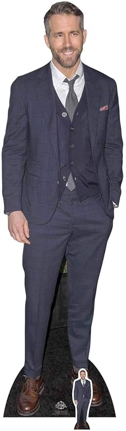 STAR CUTOUTS Celebrity Standee Ryan Reynolds Smart Casual Anzug, Ausschnitt, mehrfarbig, 188 x 55 x 188 cm