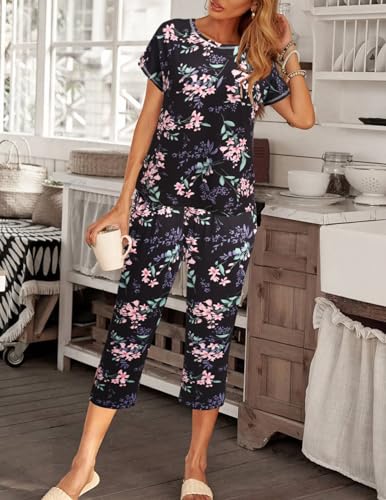 Image of Ekouaer 2 Pack Womens Pajamas Sets Short Sleeve Tops and Capri Pants Pjs Colorful Printed Sleepwear Sets