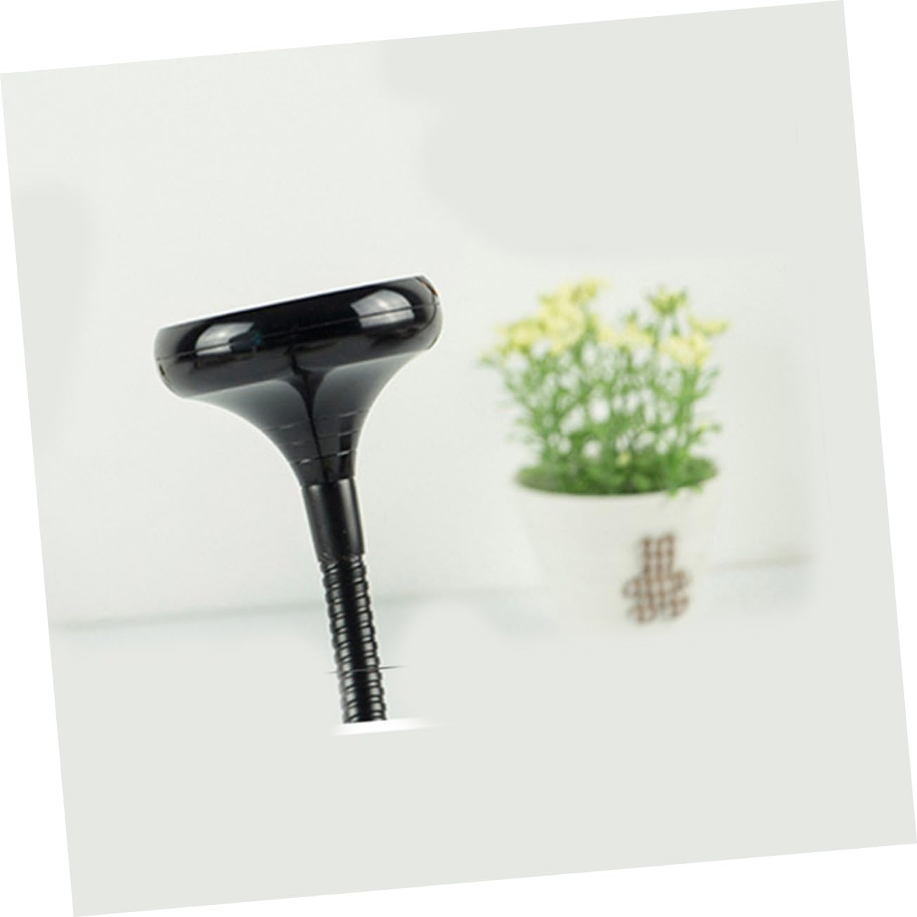 Lámpara de Lectura USB con Clip Recargable LED Varios estilos Brillo Ajustable y Brazo Flexible de Metal Lámpara de Escritorio para Lectura en Cama y Noche