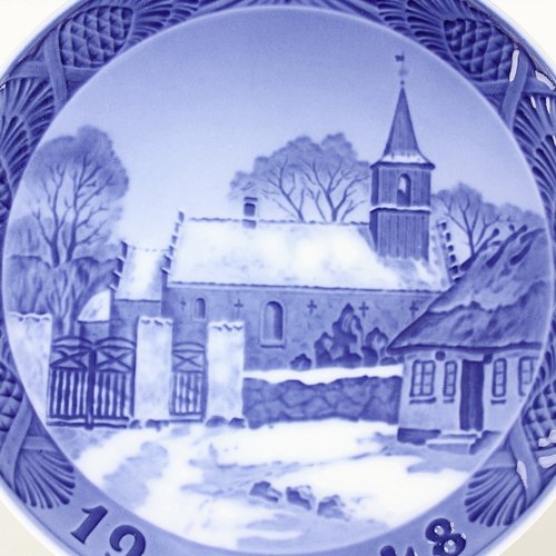 ロイヤルコペンハーゲン イヤープレート 1948年 「ノードゥボ教会」 Amazon.co.jp: 1948年 ロイヤルコペンハーゲン イヤー
