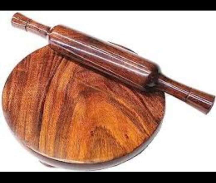 The Green View Gardens Roti Maker Wooden Chakla-Belan Set/Rolling Pin/Roti Maker & Borad (10/11 inch)