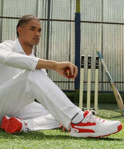 Image of Puma Men Cricket HighRun Cricket Shoe