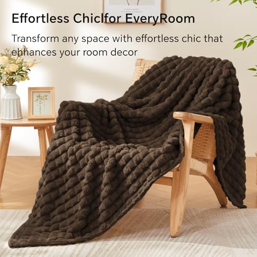 Image of BEDELITE 3D Checked Brown Fleece Throw Blanket for Couch, 50x60 Inches