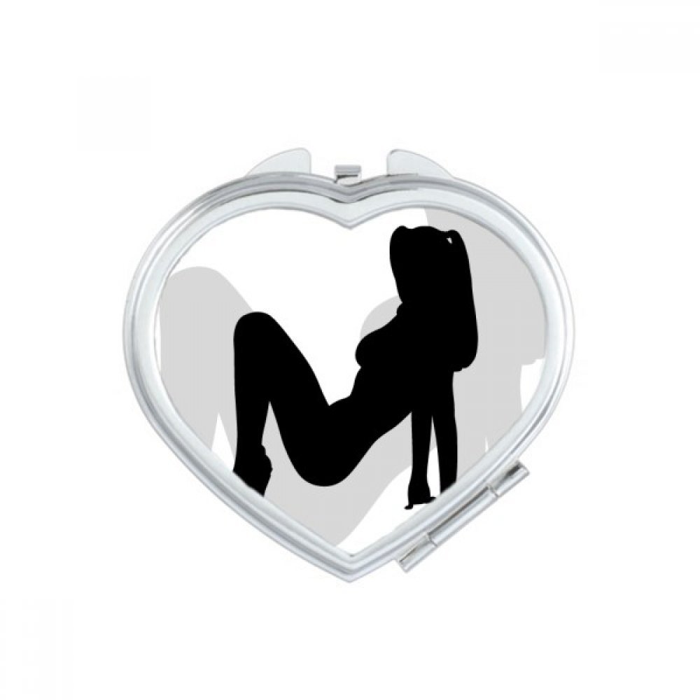 Miroir de maquillage portable en coeur pour vos retouches en voyage
