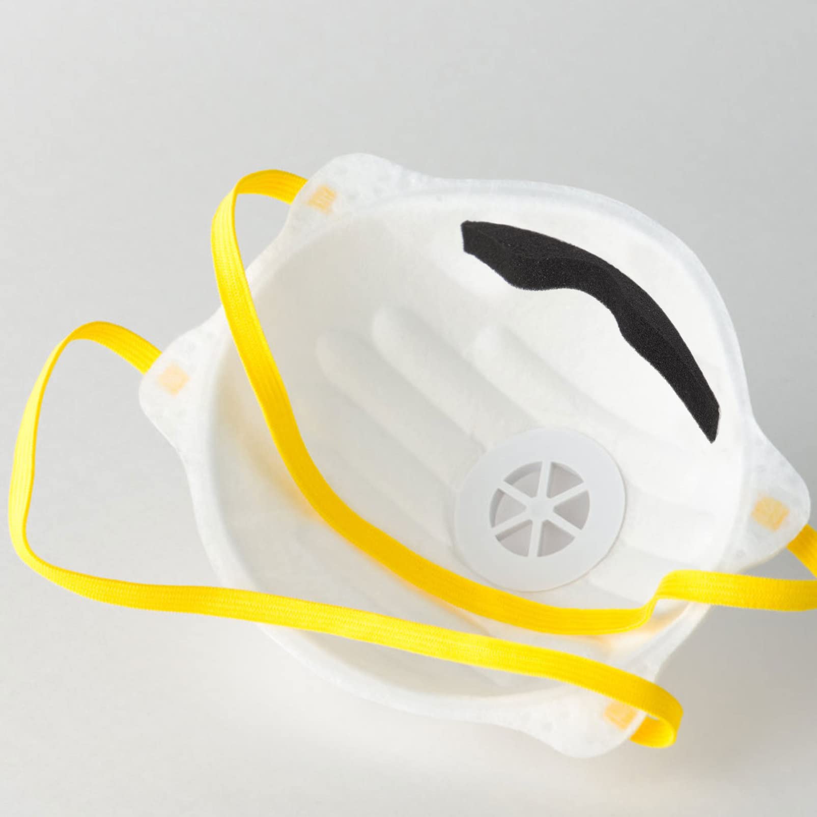 BESPORTBLE 100 Nose Bridge Sponge Pads for Masks & Eyeglasses, Anti-Fog, Comfortable, Black, Rectangular