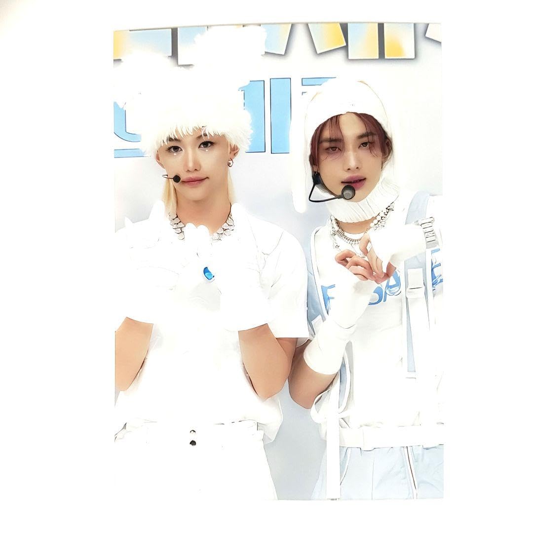 straykids luckybox ヒョンジン 3点 straykids luckybox ヒョンジン 3点 Stray Kids OFFICIAL GOODS