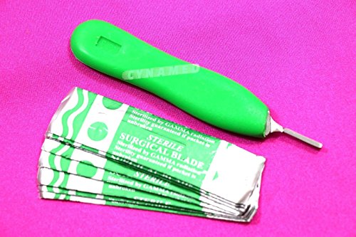 100 Scalpel Blades #11 with #3 Plastic Scalpel Handle Suitable for Dermaplaning (CYNAMED)