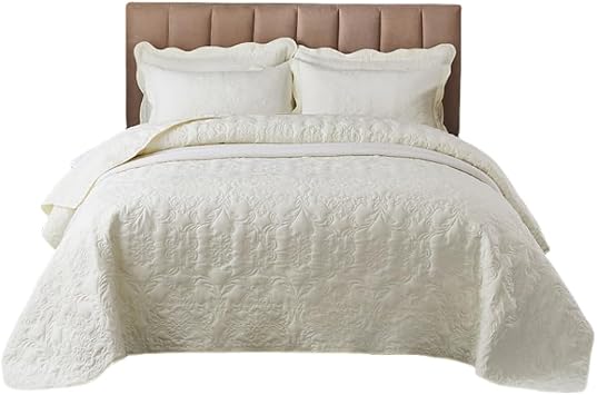 100% Cotton Quilt Bedspread, 240 x 250 cm, Machine Washable. Perfect bedroom decor for all seasons. White,220*240cmbedspread only