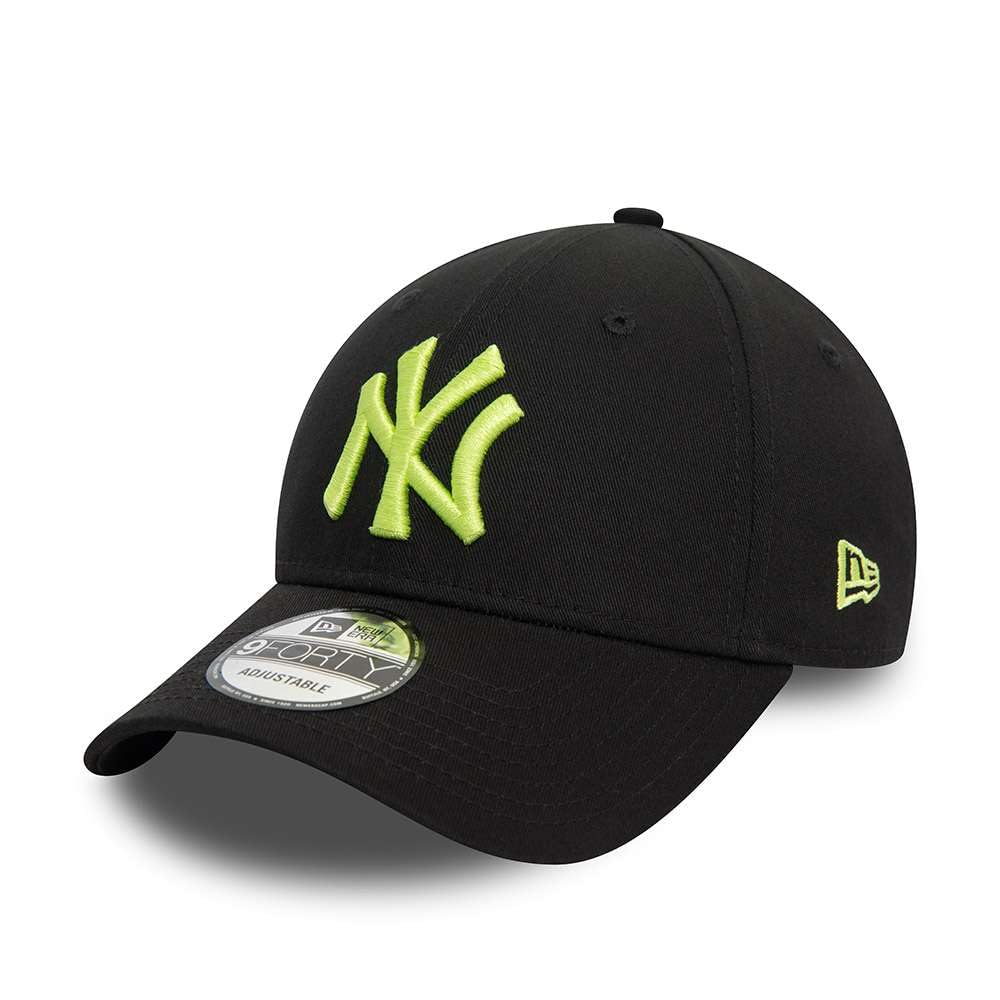 New Era 9Forty Strapback Cap - New York Yankees Black Yellow