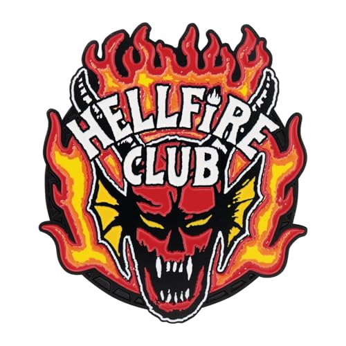 Médaillon Stranger Things Hellfire Club édition limitée en métal gravé - 7