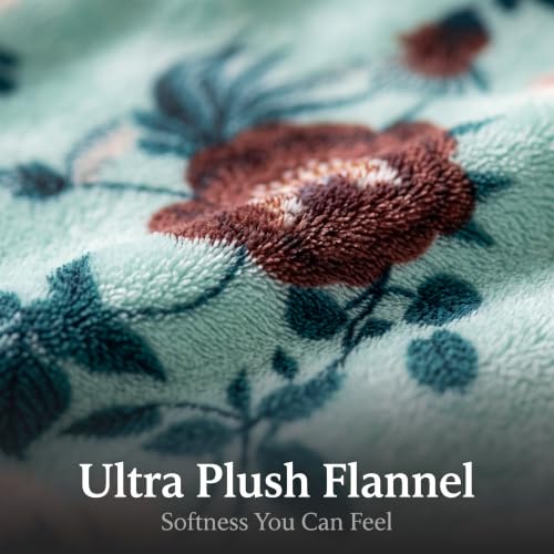 Image of VAS COLLECTIONS 280 GSM Flannel Blanket for Double Bed, Ultra Soft Plush Fleece Blanket, Warm & Cozy Heavy Winter Blanket, Breathable AC Blanket, for Home & Hotel, 220 x 230 cm - Seafoam Green