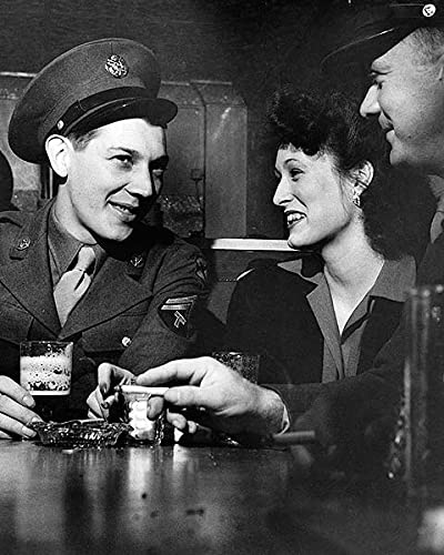 WWII Girl w/Classic Soldiers at Sea Grill 8x10 Photograph Photo Print